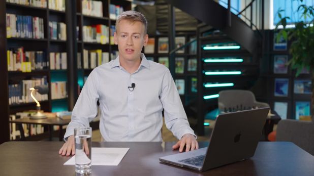 01 INTRODUCTION TO CRITICAL THINKING 